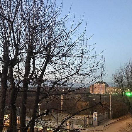 Il Borgo Antico: Vista Su Reggia Di Venaria Reale Apartamento Exterior foto