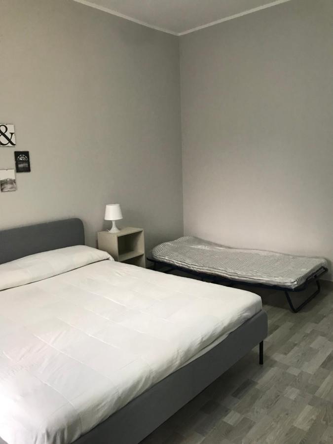 Il Borgo Antico: Vista Su Reggia Di Venaria Reale Apartamento Exterior foto