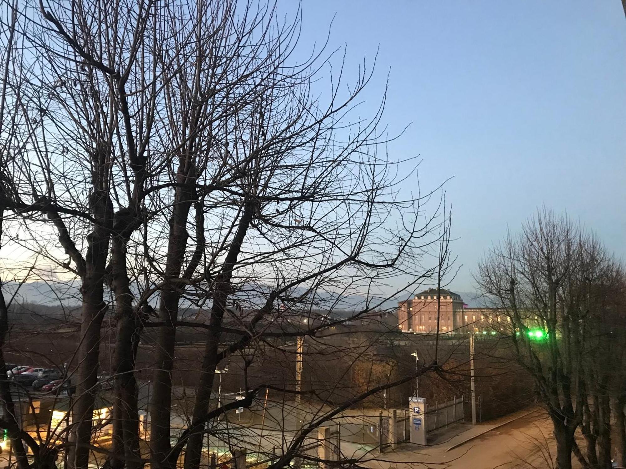 Il Borgo Antico: Vista Su Reggia Di Venaria Reale Apartamento Exterior foto